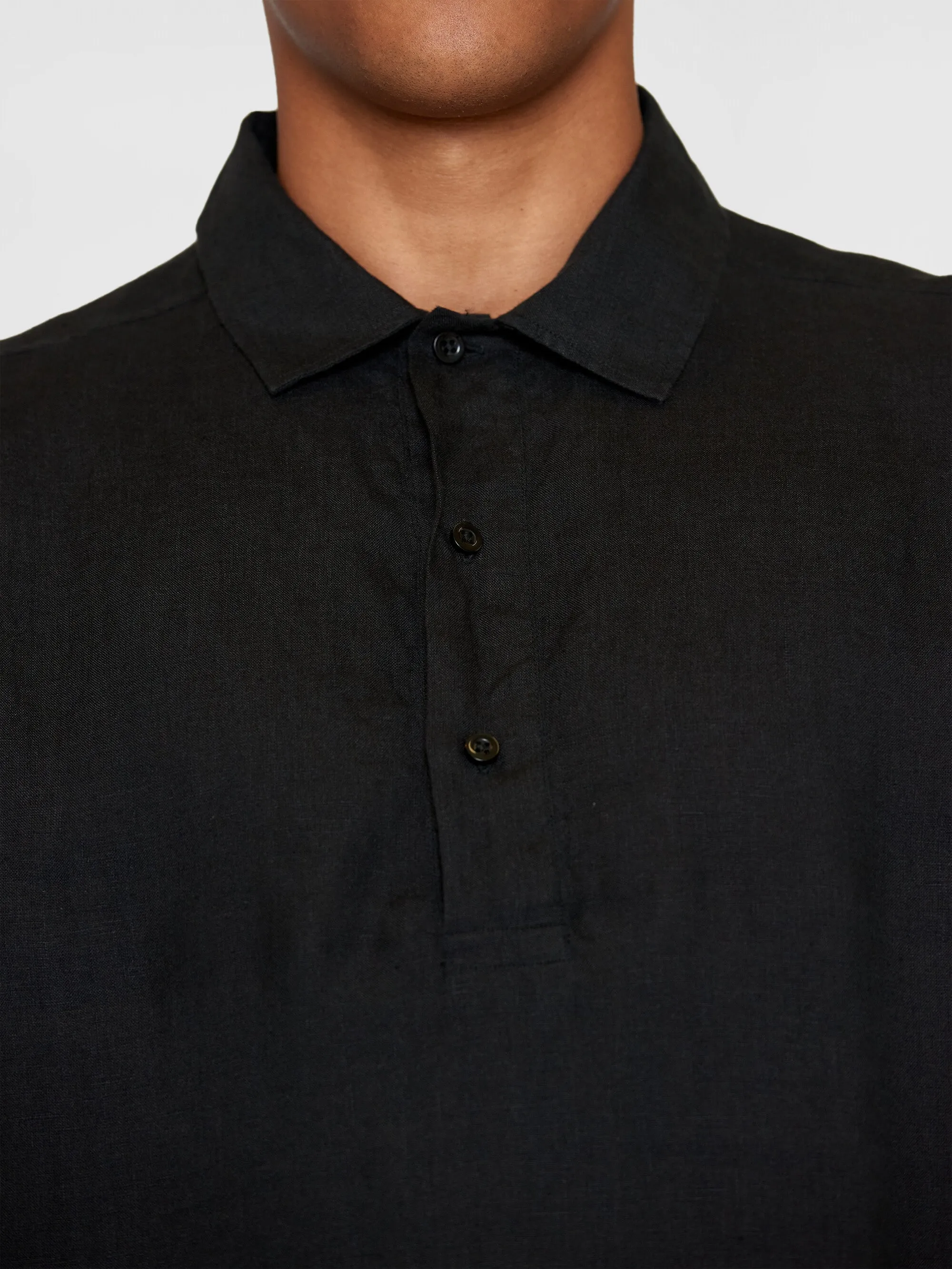 Loose linen polo shirt - GOTS/Vegan - Black Jet