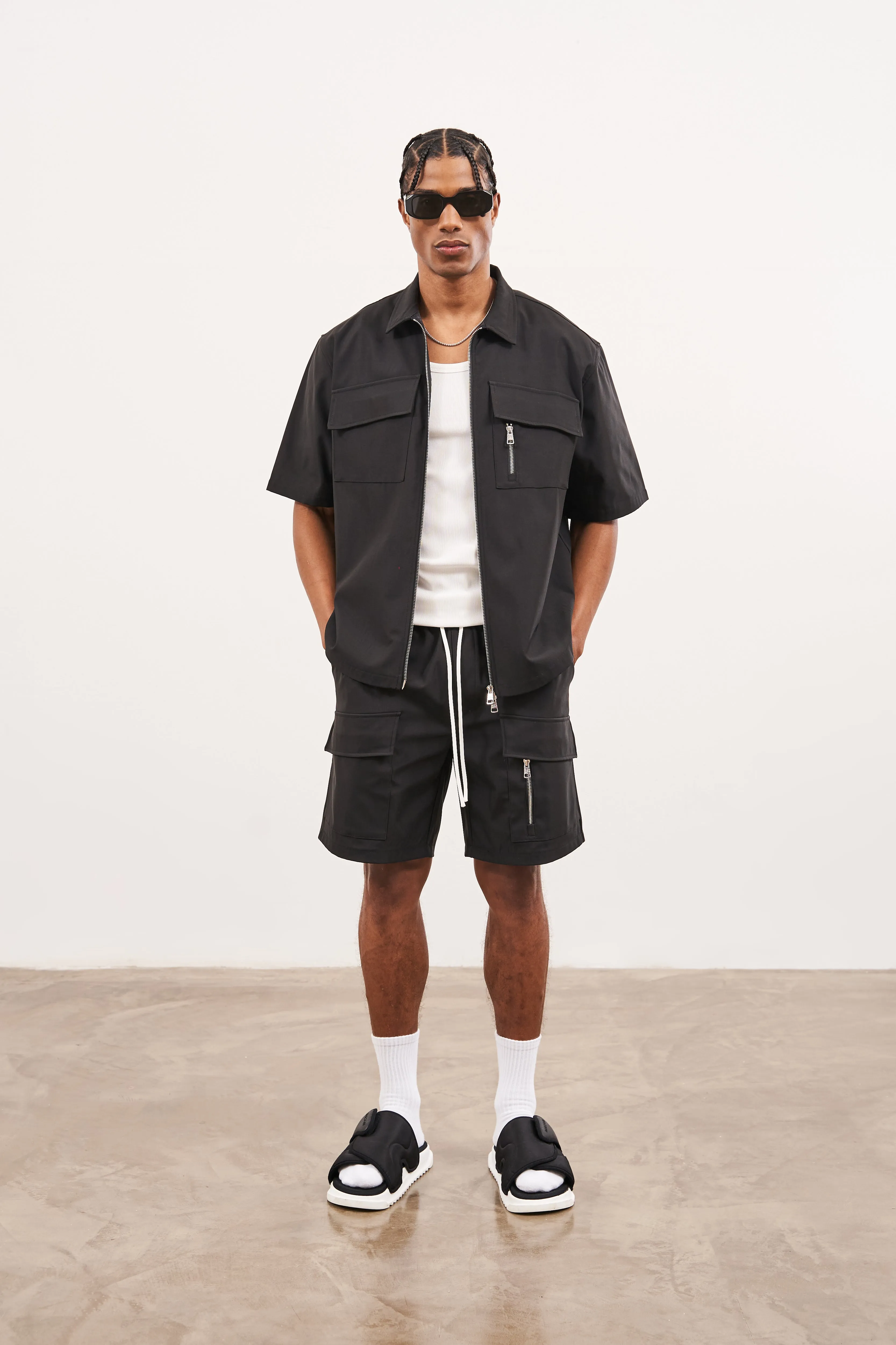 TECHNICAL HEAVYWEIGHT UTILITY SHORTS - BLACK