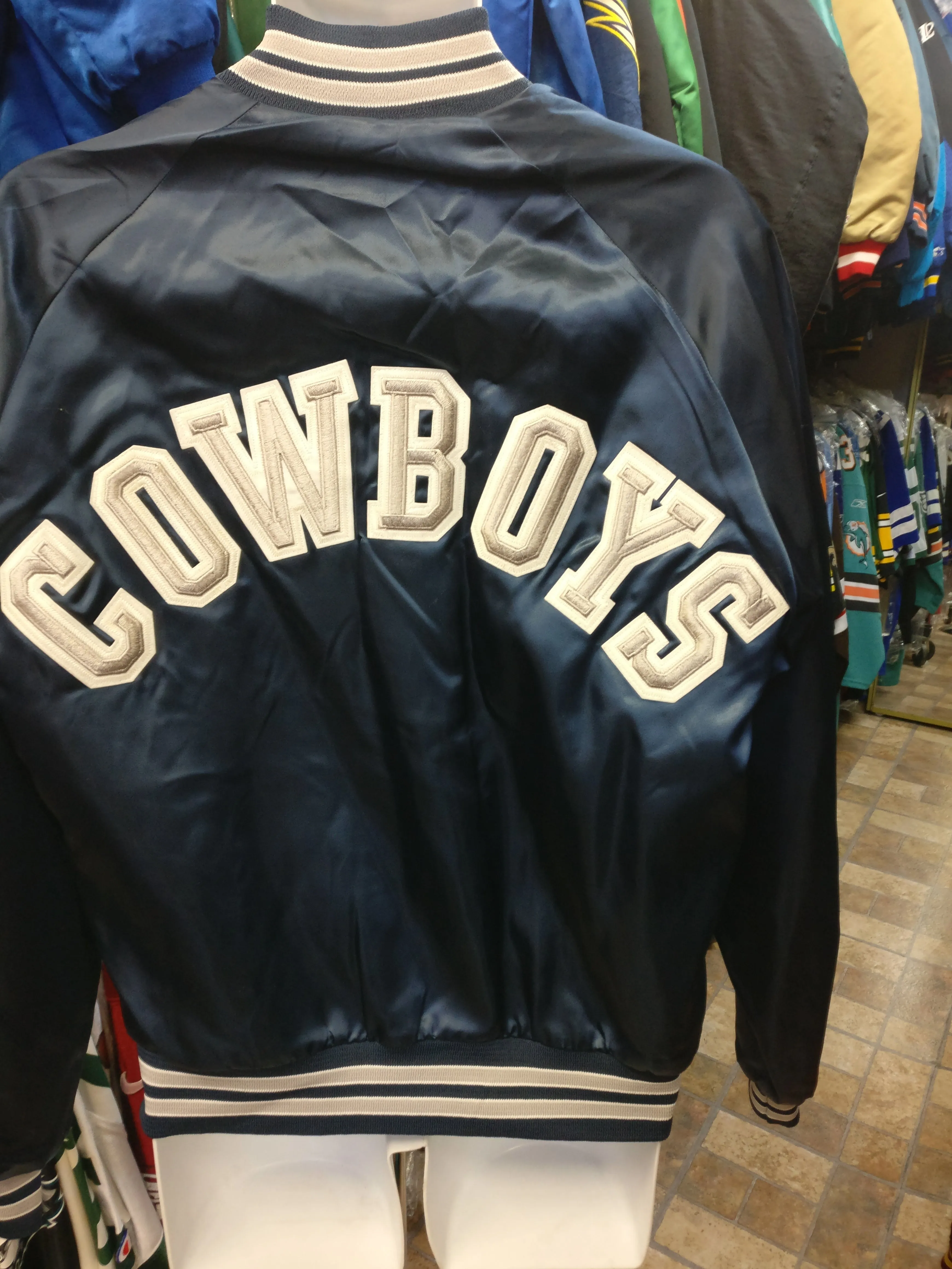 Vtg 80s DALLAS COWBOYS NFL Back Patch Chalk Line Jacket L (Deadstock)